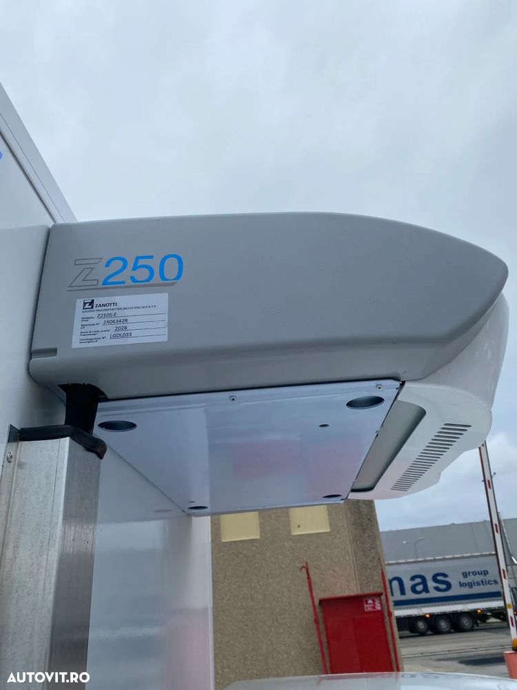Piaggio NP6 Box Izoterm - 5