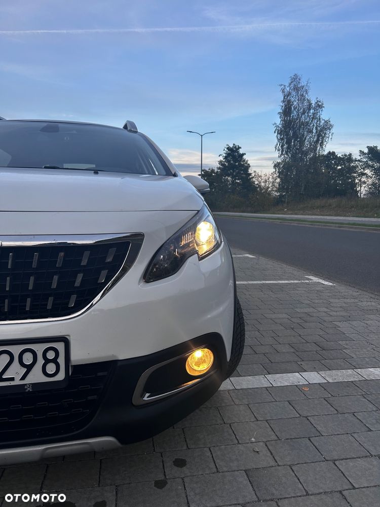 Peugeot 2008 Blue-HDi FAP 100 STOP & START Style - 9