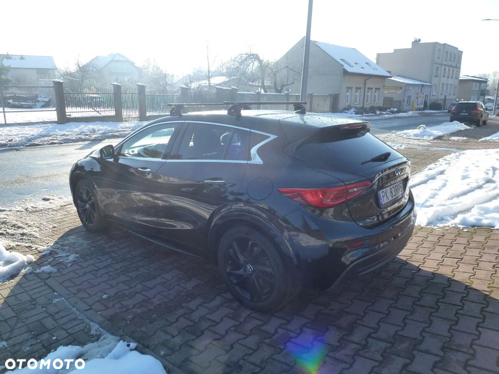 Infiniti Q30 1.5d Premium - 7