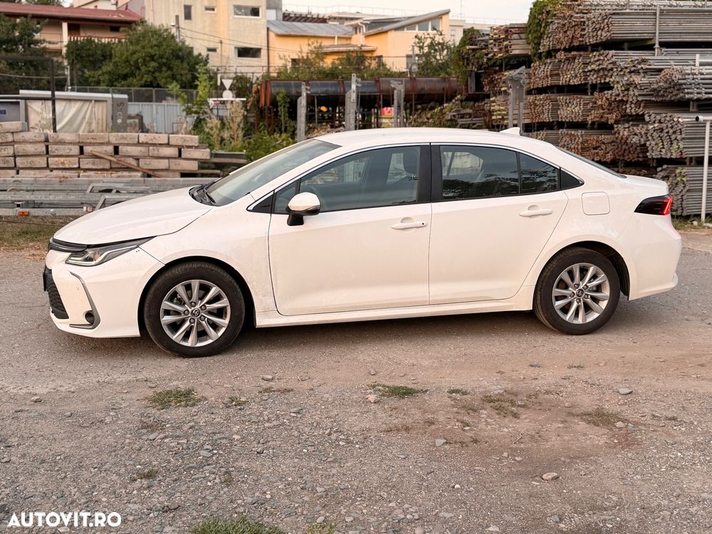Toyota Corolla - 11