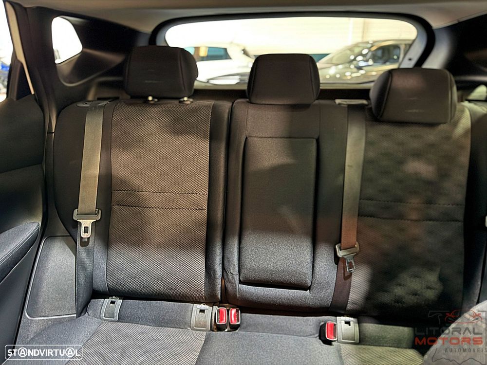 Nissan Qashqai 1.2 DIG-T N-Connecta RS 18 Xtronic - 32