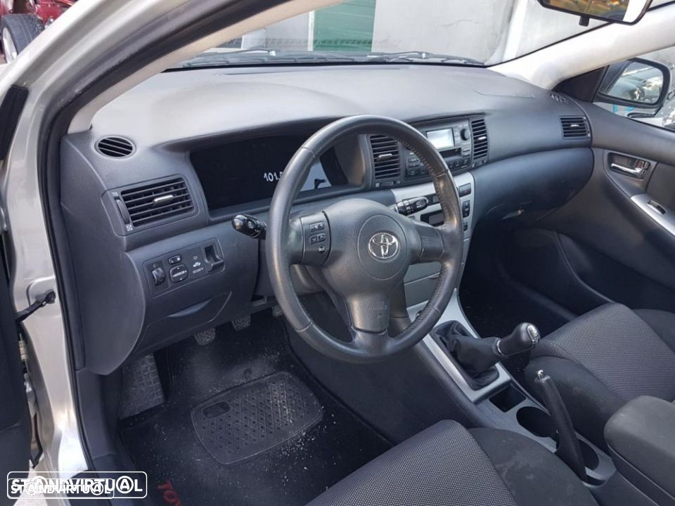Toyota Corolla 2006 1.4 D4d para peças - 3
