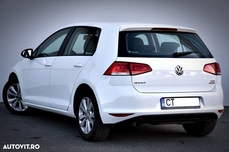 Volkswagen Golf 1.6 TDI DPF BlueMotion - 7