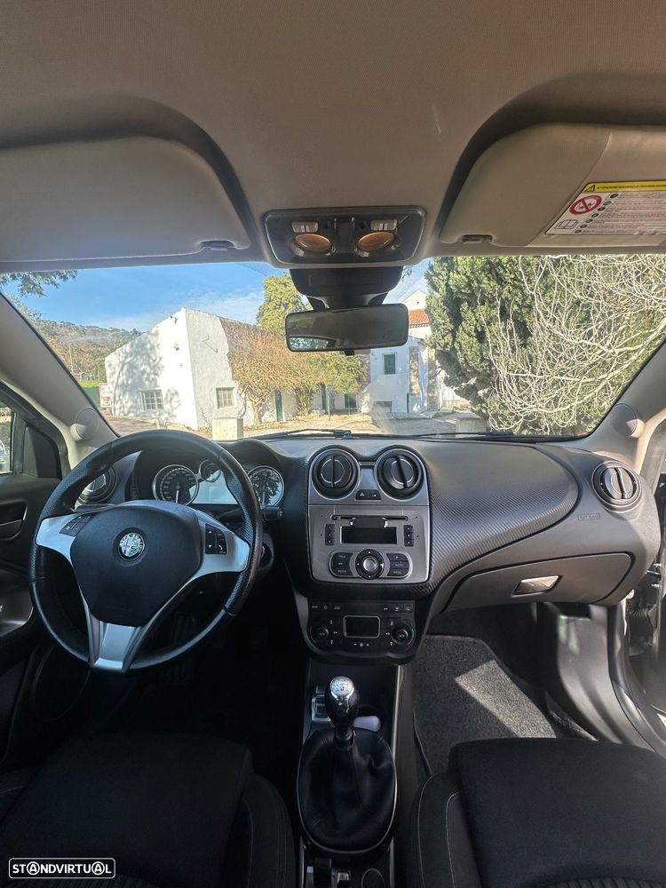 Alfa Romeo MiTo 1.3 JTD Distinctive - 9