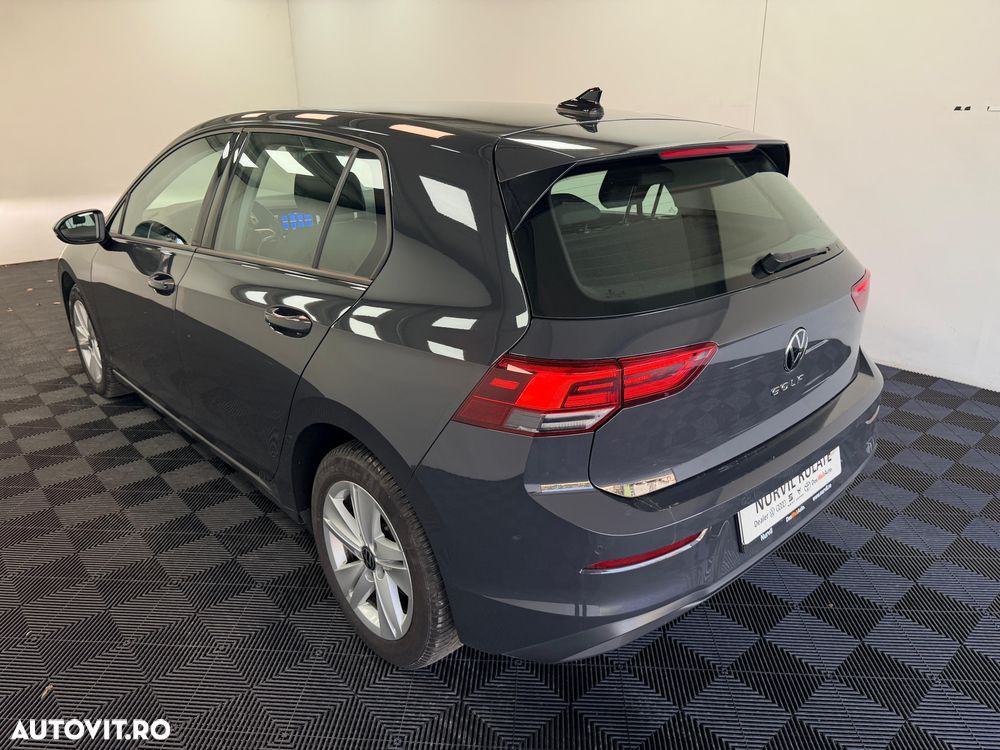 Volkswagen Golf 2.0 TDI Life - 18