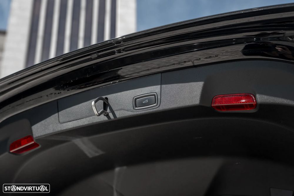 Porsche Taycan Sport Turismo Standard - 31