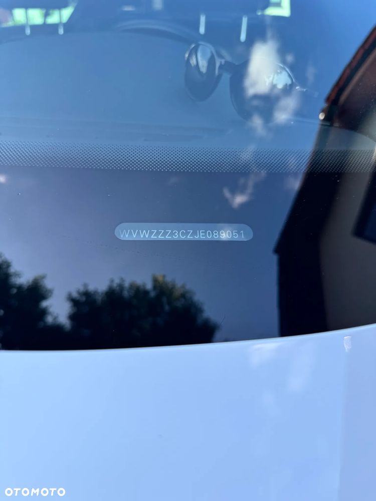 Volkswagen Passat - 19