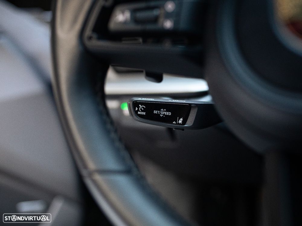 Porsche 911 (992) Carrera - 34