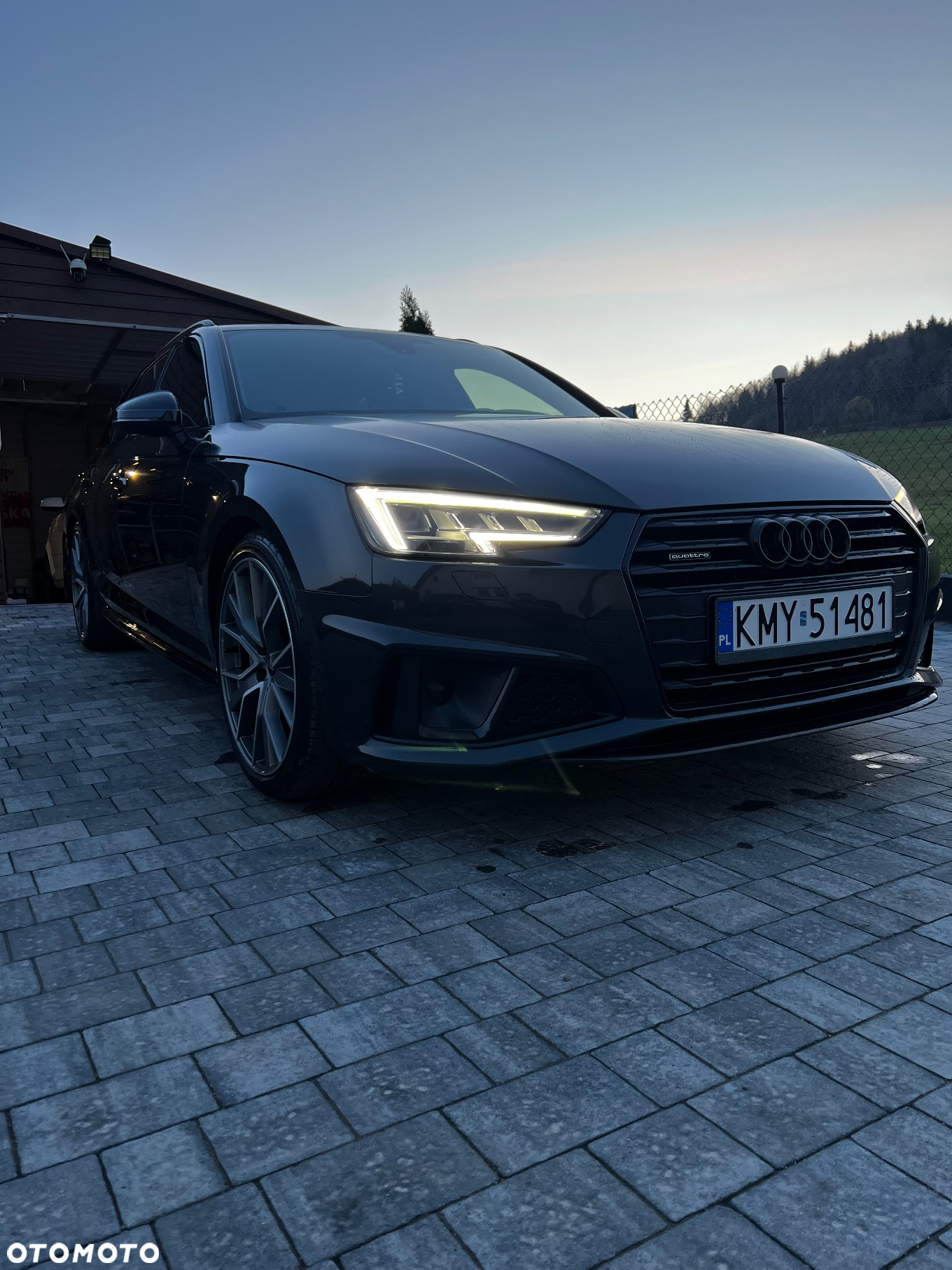 Audi A4 Avant 40 TDI quattro S tronic S line - 14