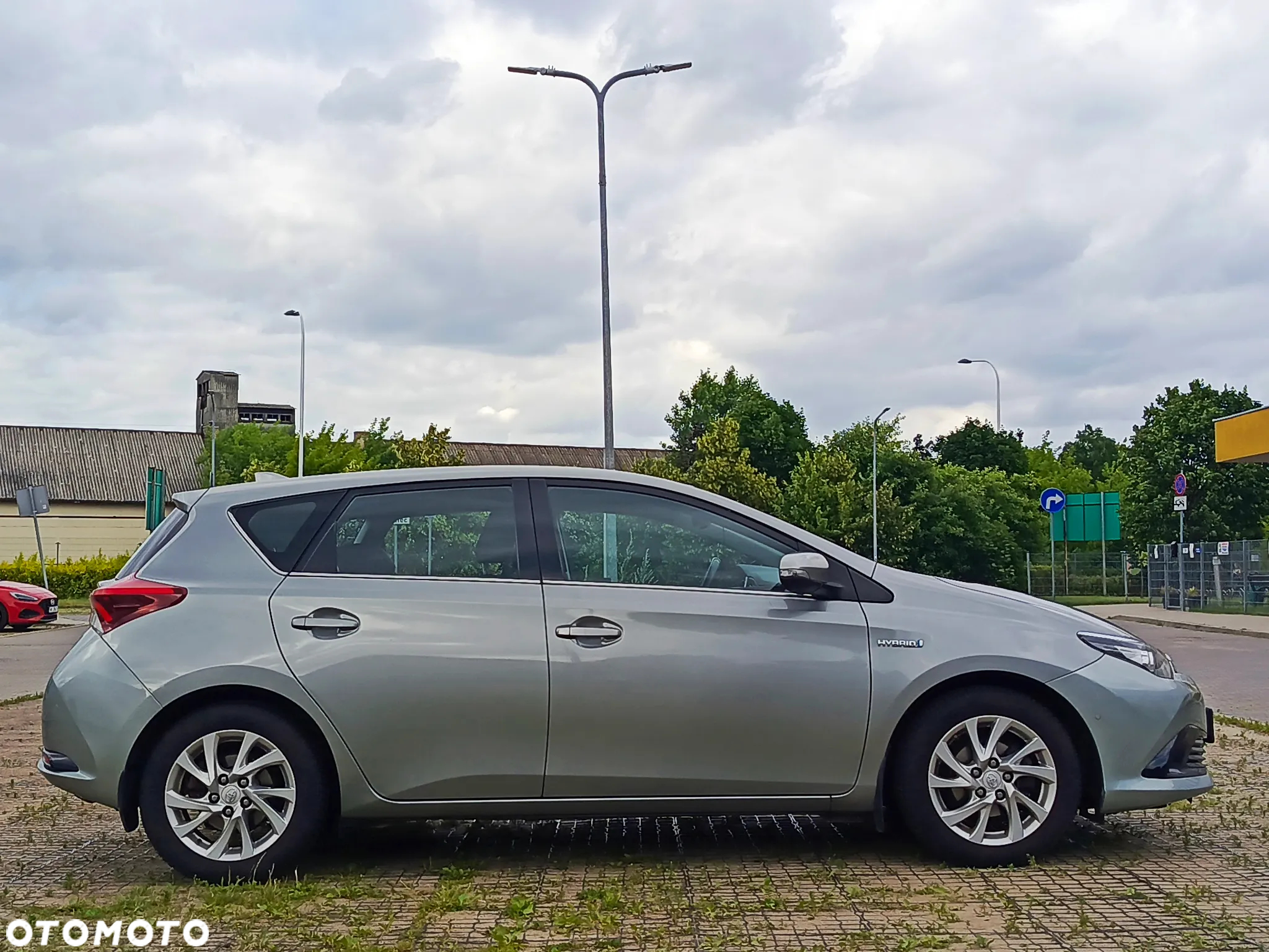 Toyota Auris Hybrid 135 Prestige - 7