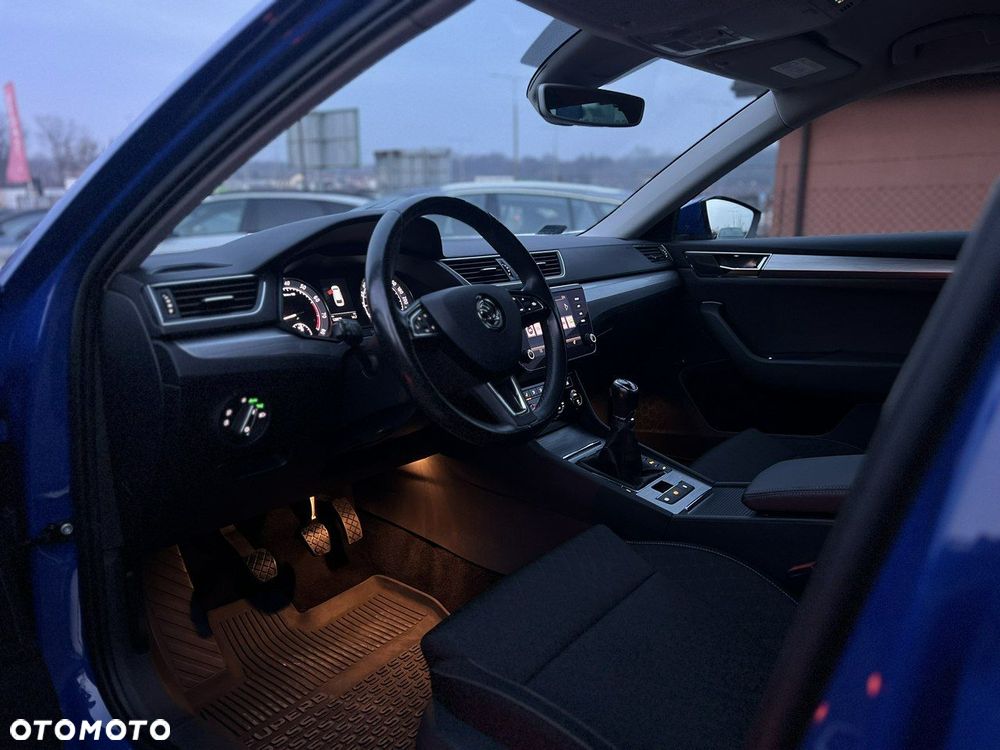 Skoda Superb 1.5 TSI Ambition - 22