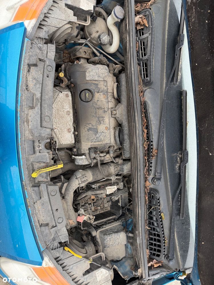 Citroën C3 Picasso 1.4 VTi 2010 Kod Lakieru: KGWC - 3