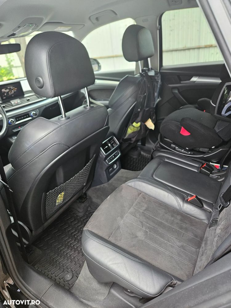 Audi Q5 2.0 40 TDI quattro S tronic Design - 13