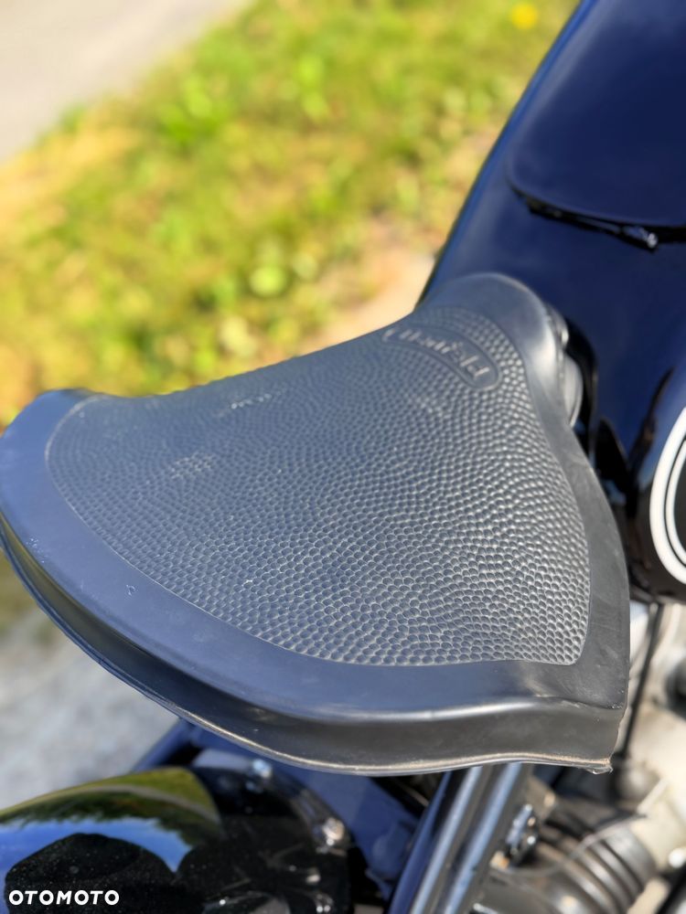 BMW R - 8