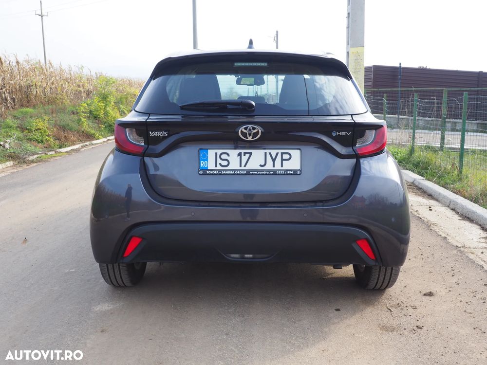 Toyota Yaris - 5