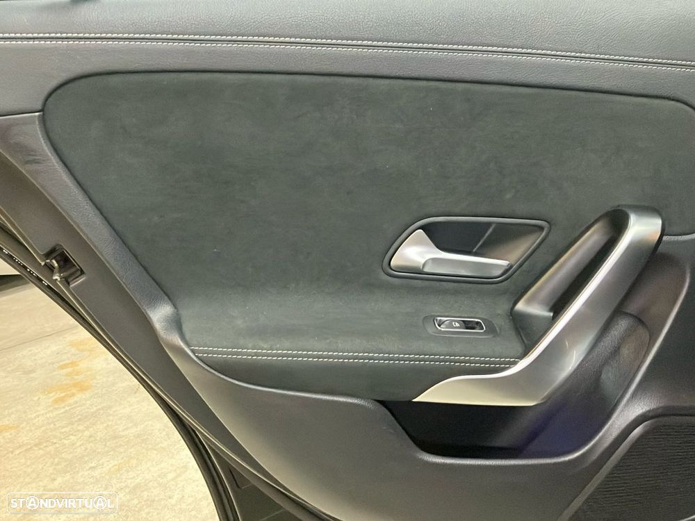 Mercedes-Benz A 250 - 20