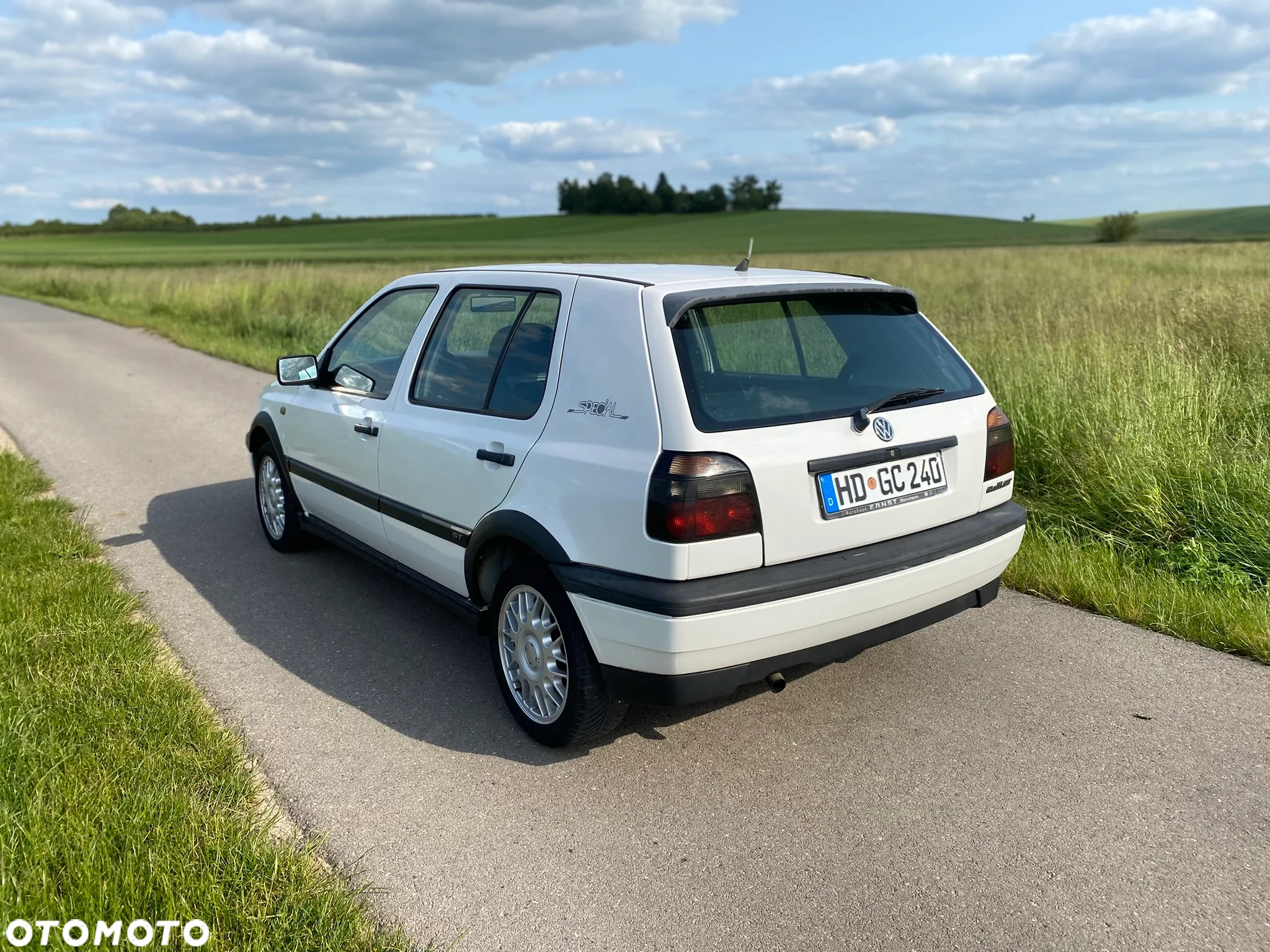 Volkswagen Golf 1.8 GT Special - 6