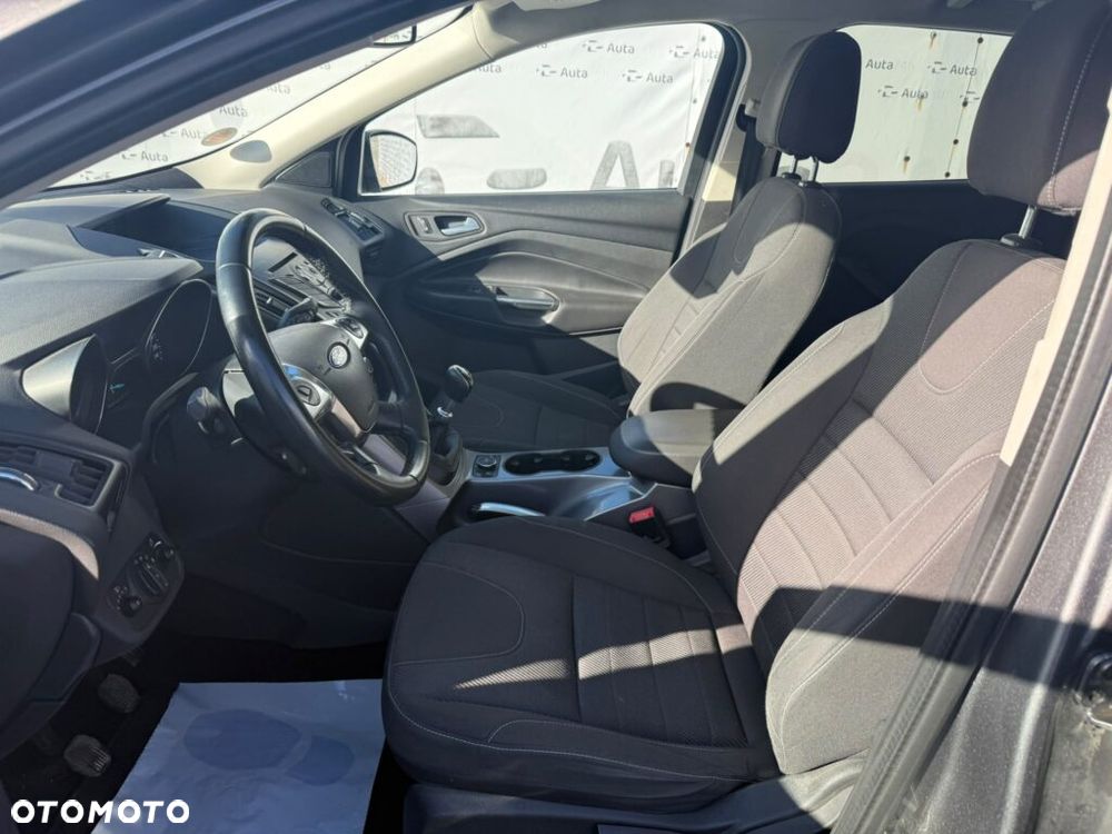 Ford Kuga 1.6 EcoBoost 2x4 Trend - 16