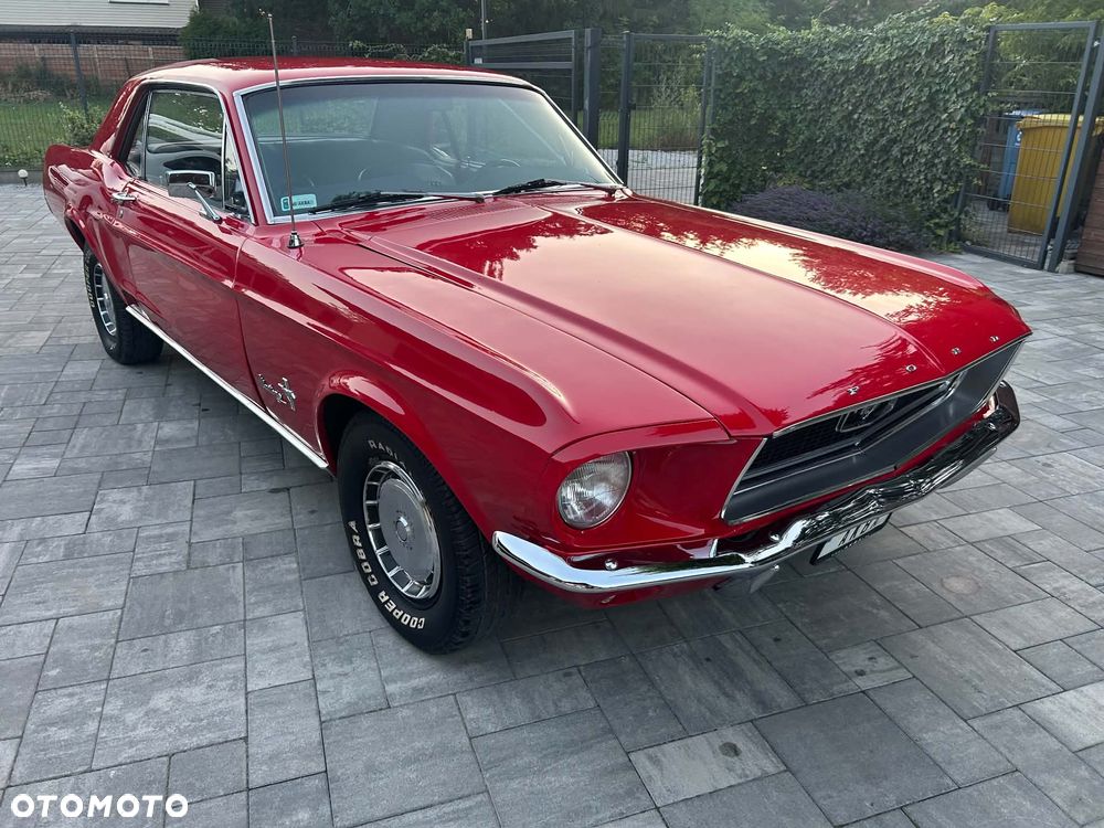 Ford Mustang - 5