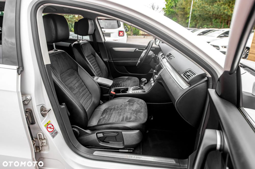 Volkswagen Passat Variant 2.0 TDI DSG BlueMotion Technology Highline - 21