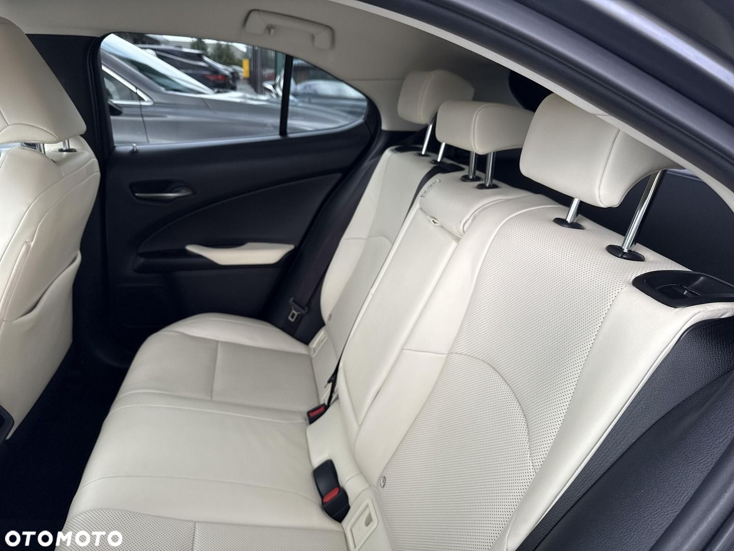 Lexus UX 200 Prestige 2WD - 21