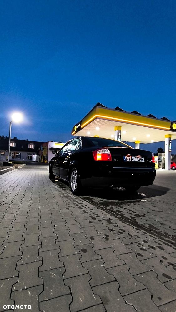 Audi A4 Limousine