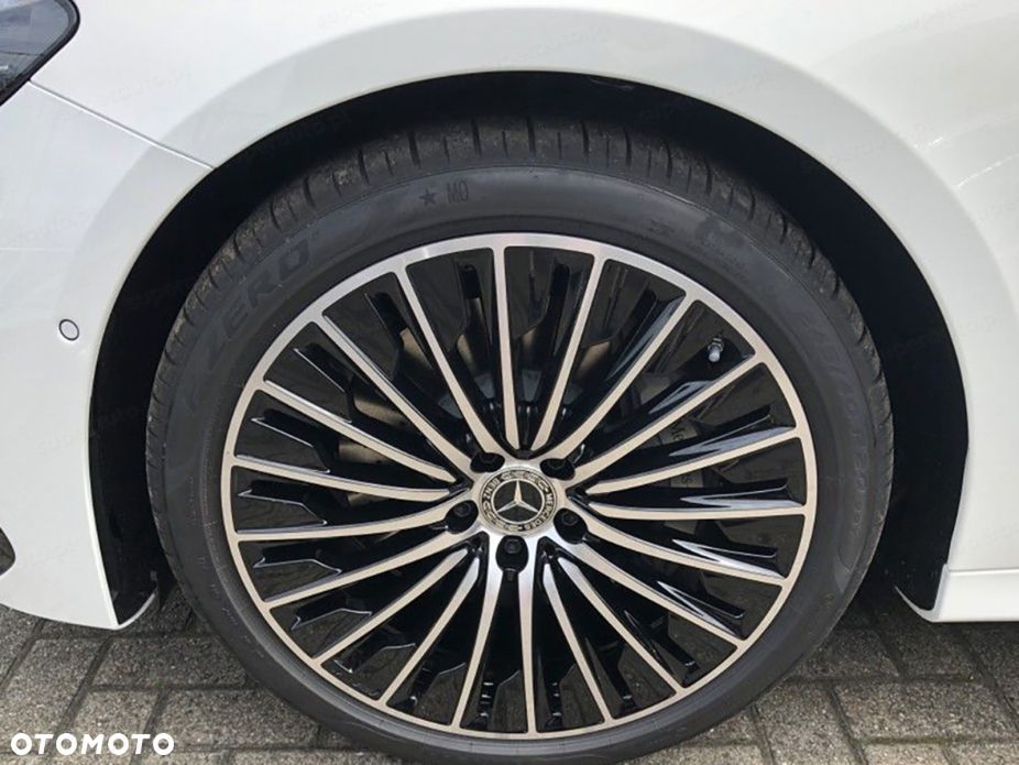 Mercedes-Benz Klasa E - 18