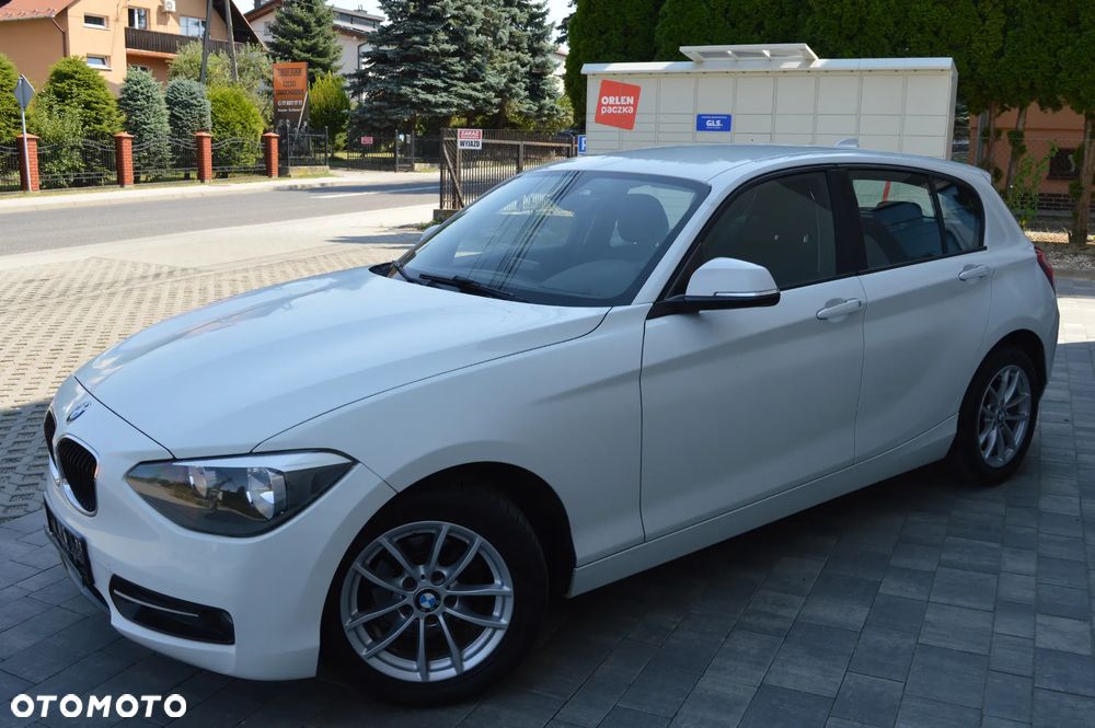 BMW Seria 1 114d Sport Line - 12