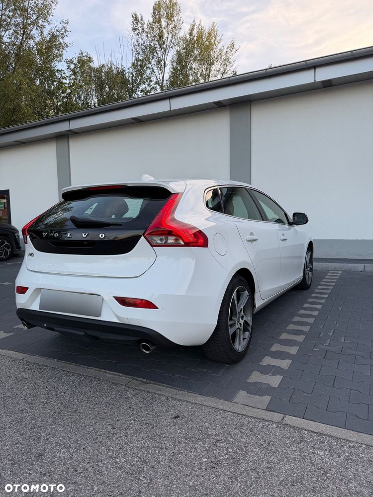 Volvo V40 D3 Summum - 7