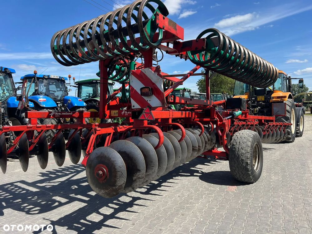 Kverneland DTA KUHN BRONA TALERZOWA 6 M - 22