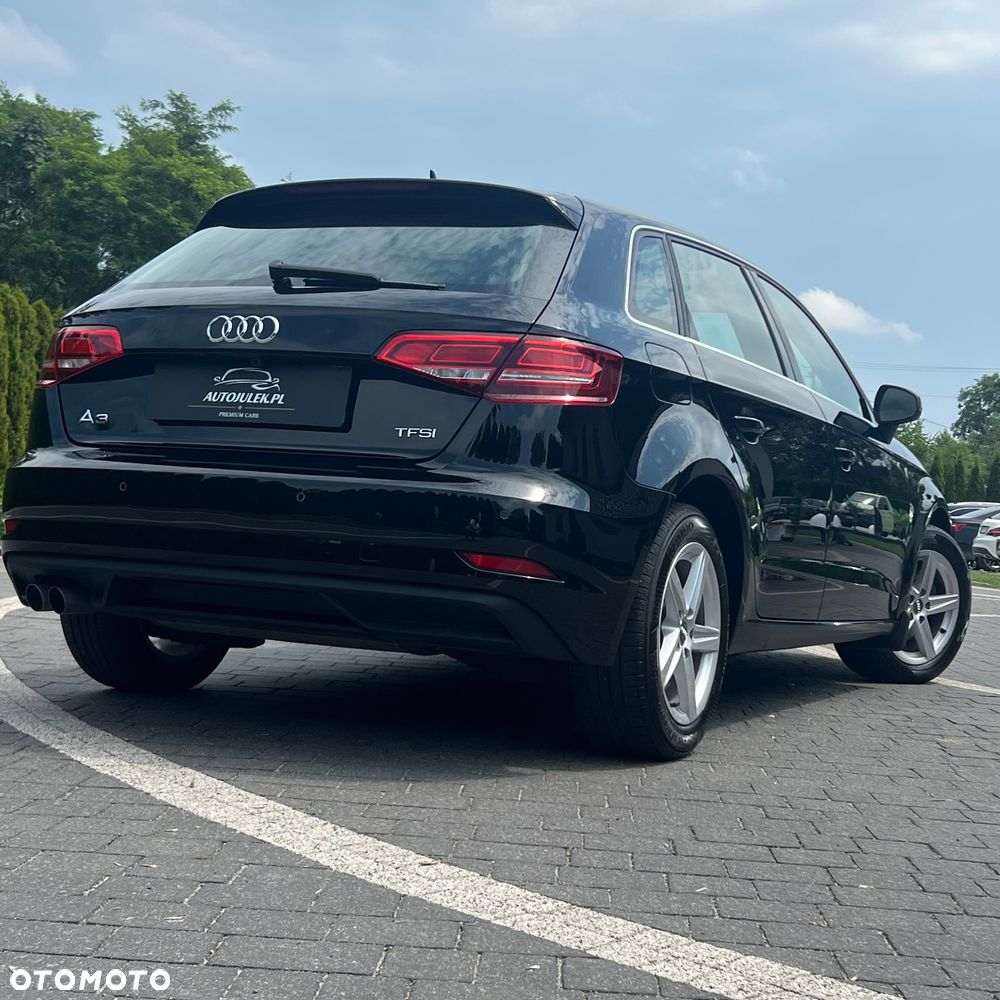 Audi A3 Sportback - 12
