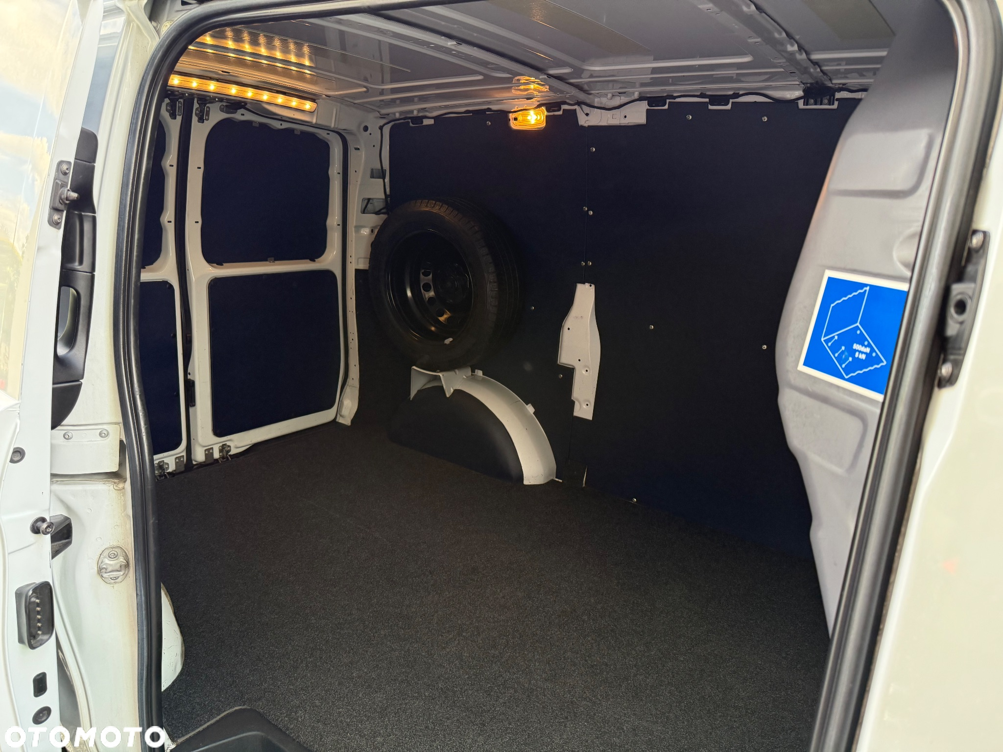 Mercedes-Benz Vito - 9