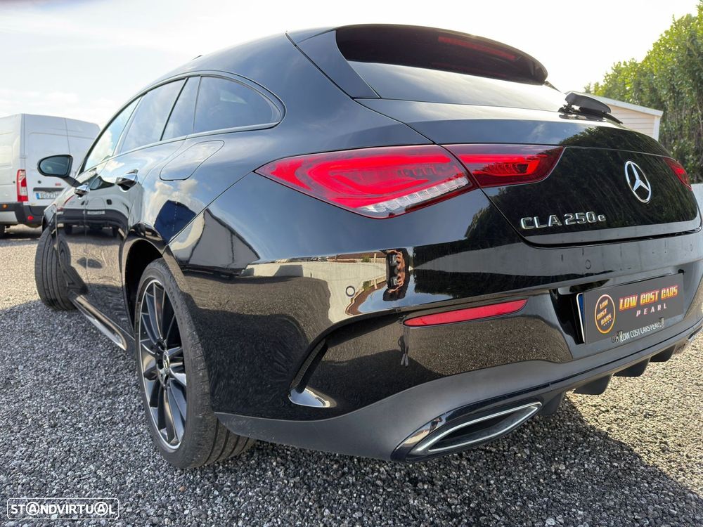 Mercedes-Benz CLA 250 - 25