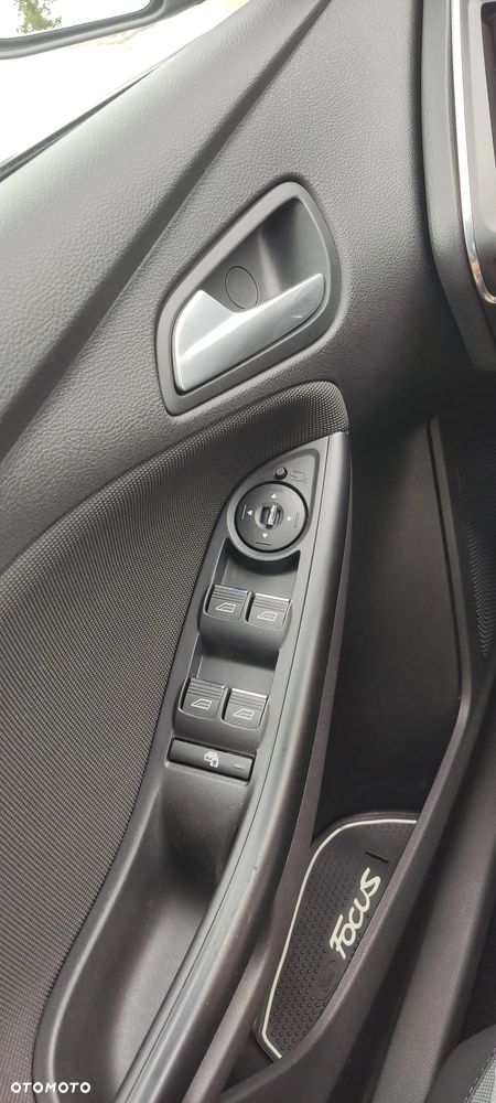 Ford Focus 1.6 TDCi DPF Start-Stopp-System Trend - 19