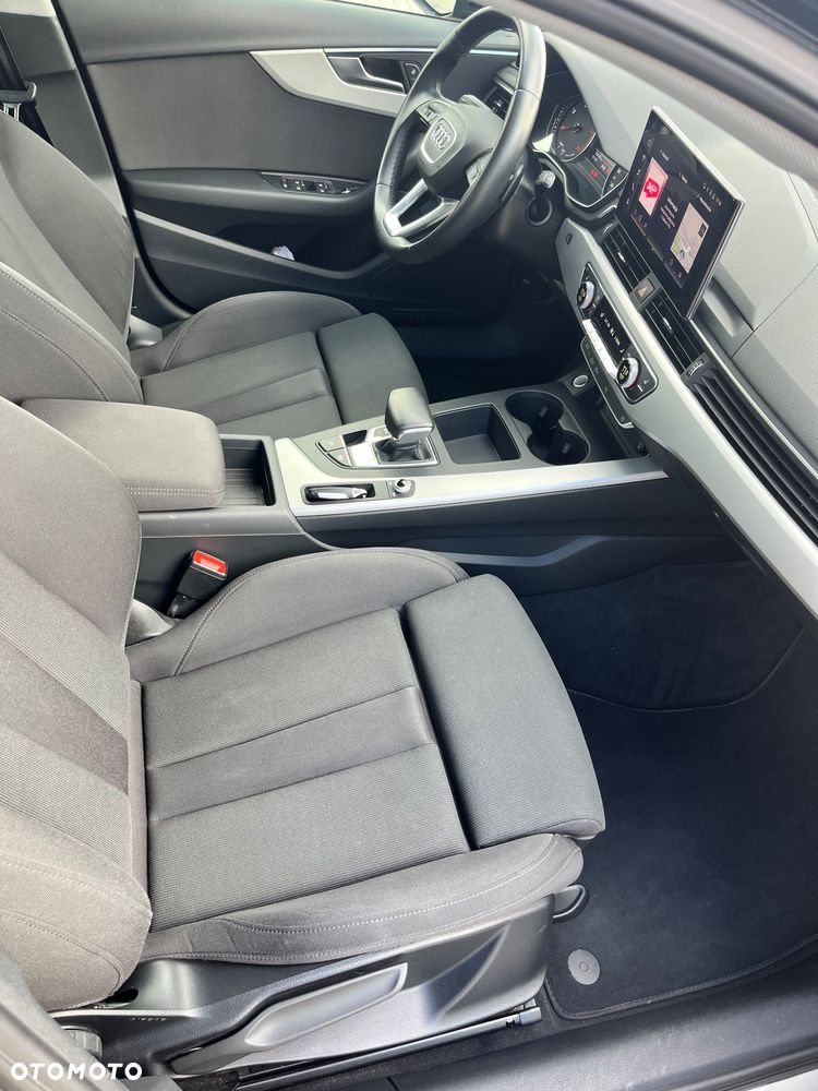 Audi A4 Avant 40 TDI S tronic - 15