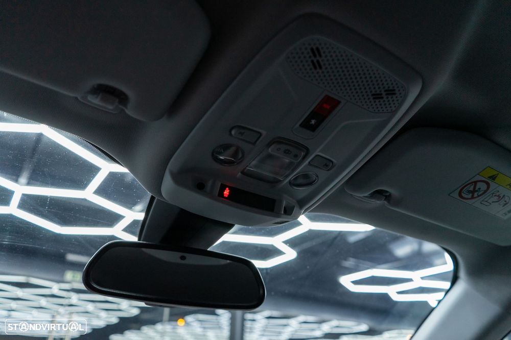 Peugeot 2008 BlueHDi 130 EAT8 Allure Pack - 42