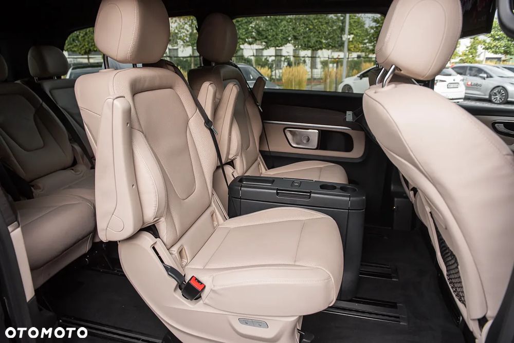 Mercedes-Benz Klasa V 300 d 4-Matic Avantgarde 9G-Tronic (ekstra d³) - 39