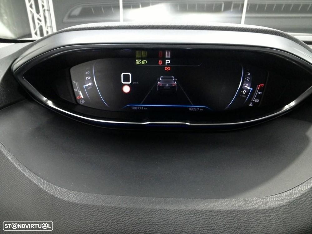 Peugeot 3008 - 5