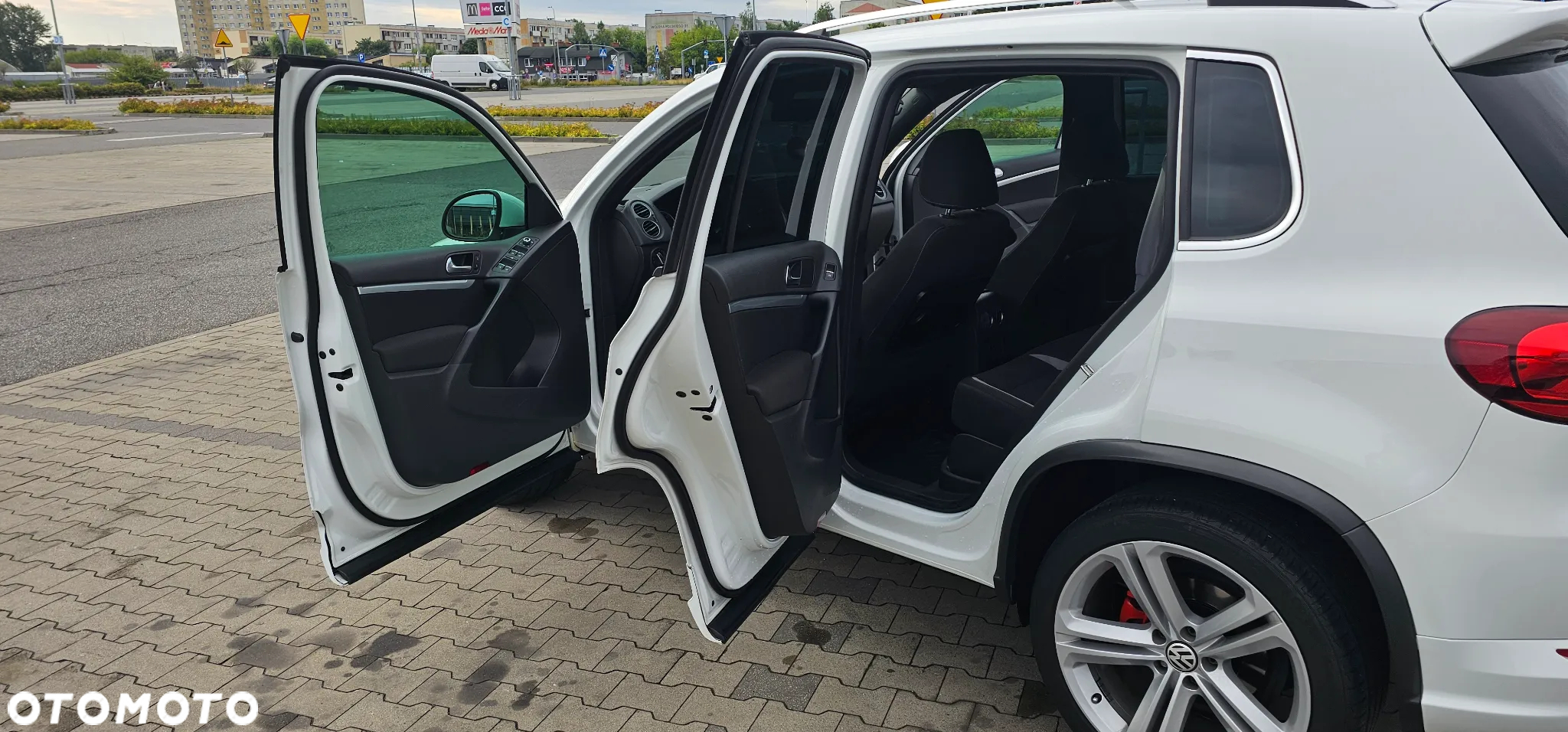 Volkswagen Tiguan 2.0 TDI 4Mot Perfectline R-Style DSG - 2