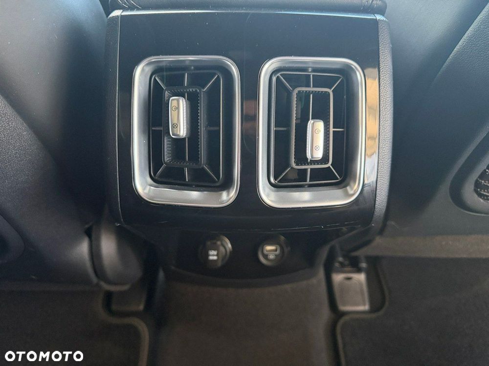 Kia Sorento - 28