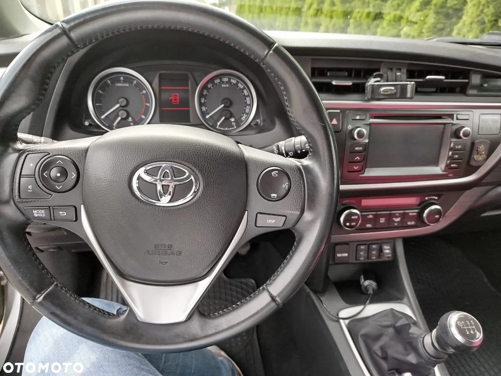 Toyota Auris 1.33 VVT-i Premium Comfort - 7