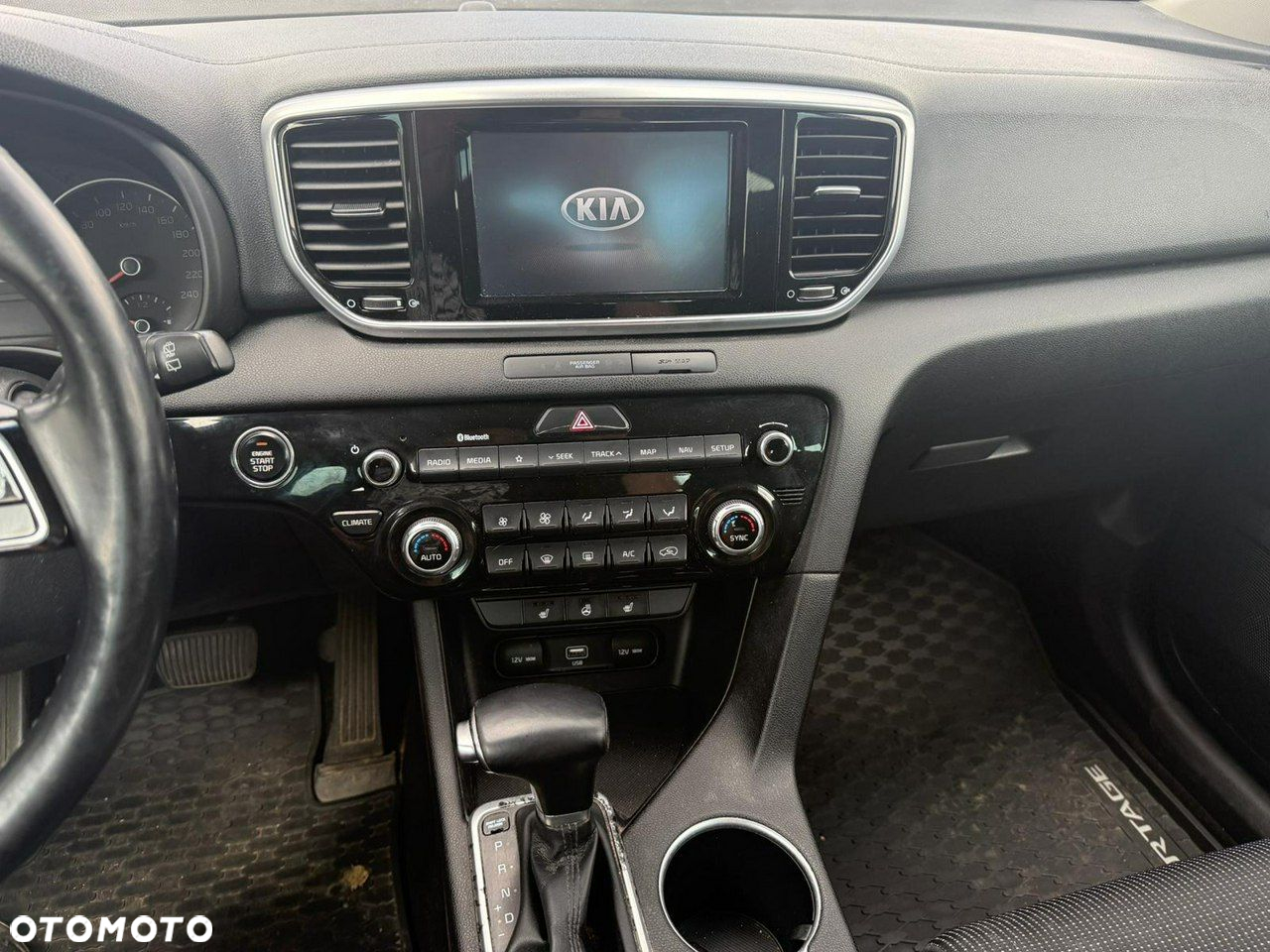 Kia Sportage - 16