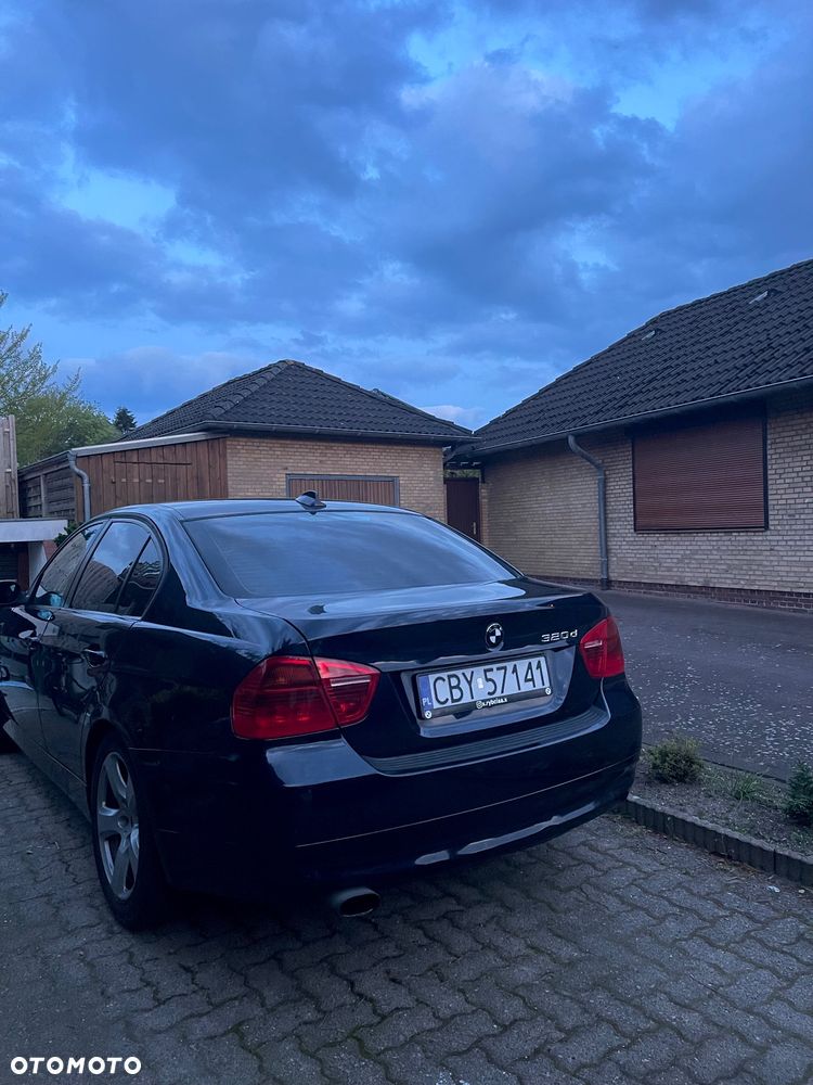 BMW Seria 3 320d - 6