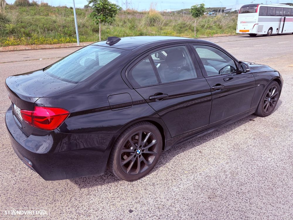 BMW 318 d Pack M - 11