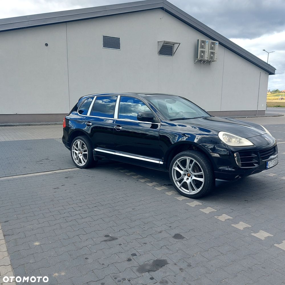 Porsche Cayenne - 5