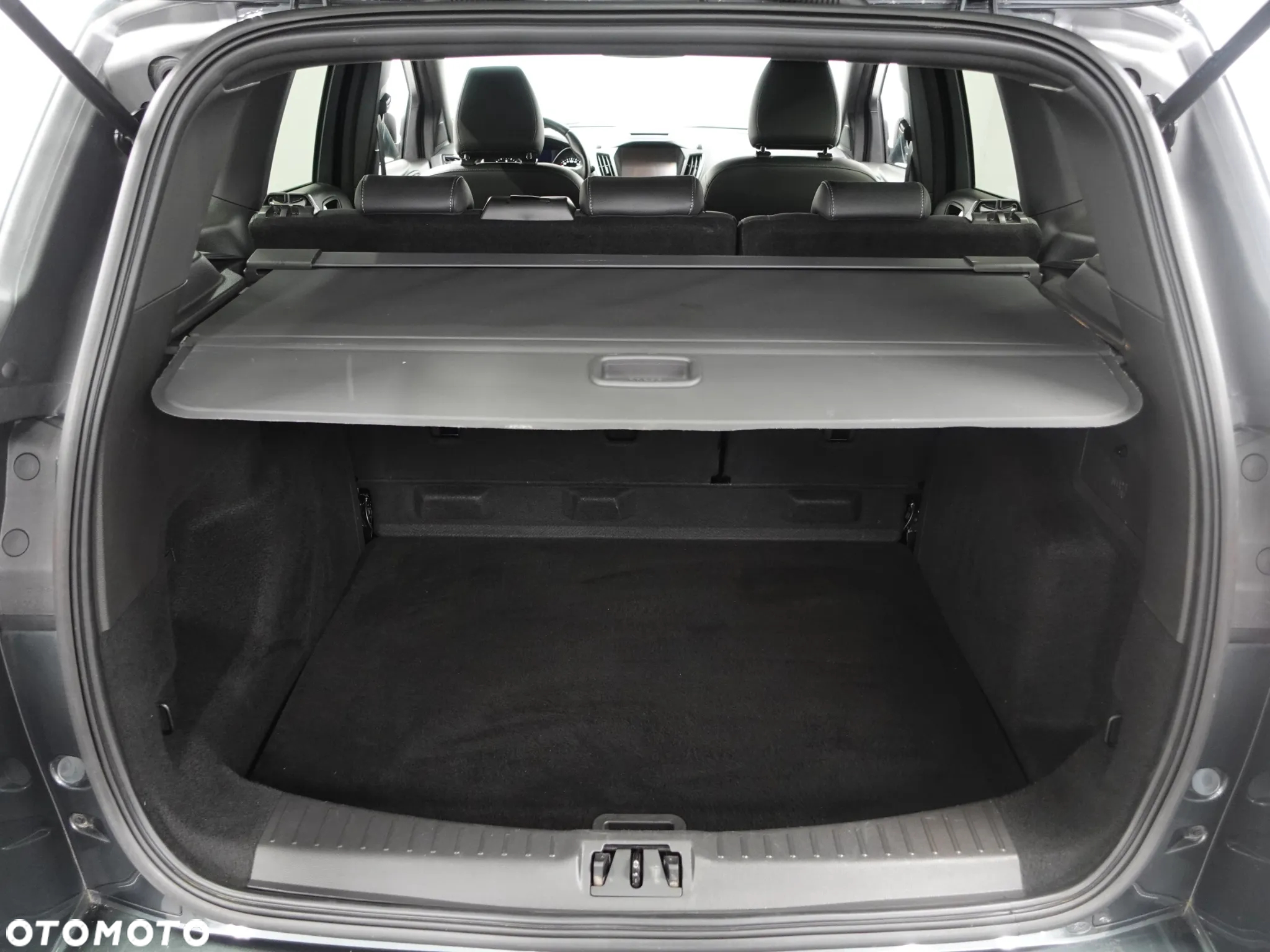 Ford Kuga 2.0 TDCi AWD ST-Line - 24