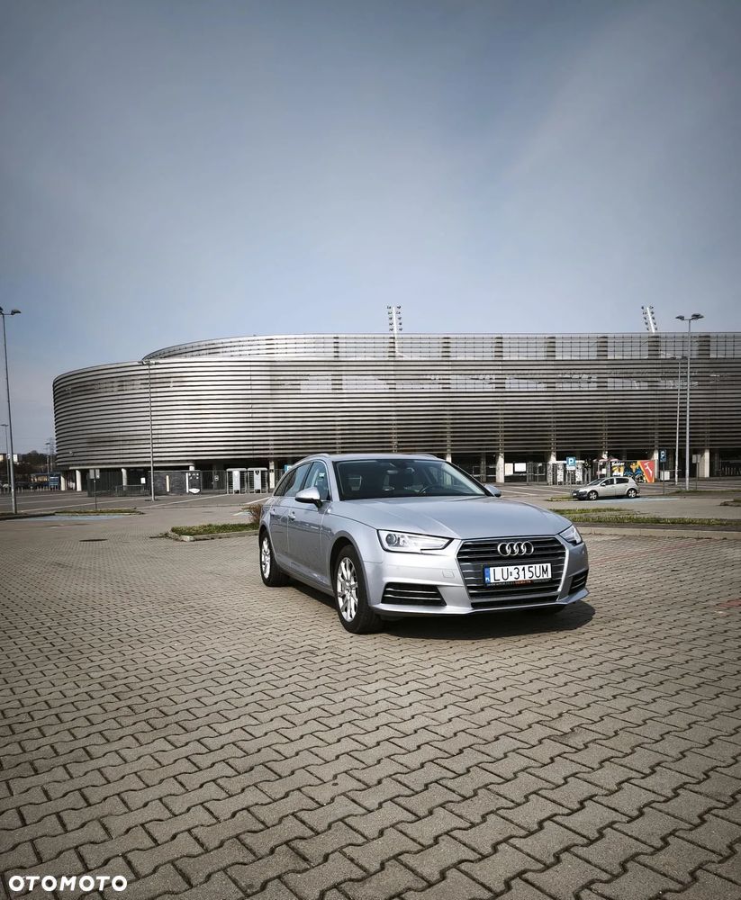 Audi A4 Avant 1.4 TFSI S tronic sport - 35