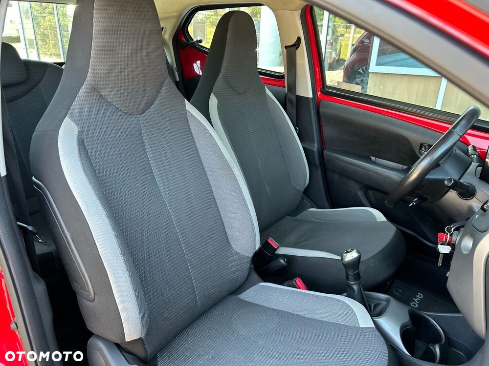 Toyota Aygo - 10