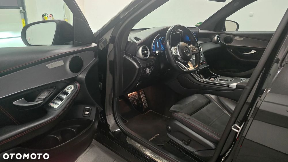 Mercedes-Benz GLC 300 d 4Matic 9G-TRONIC AMG Line Plus - 5