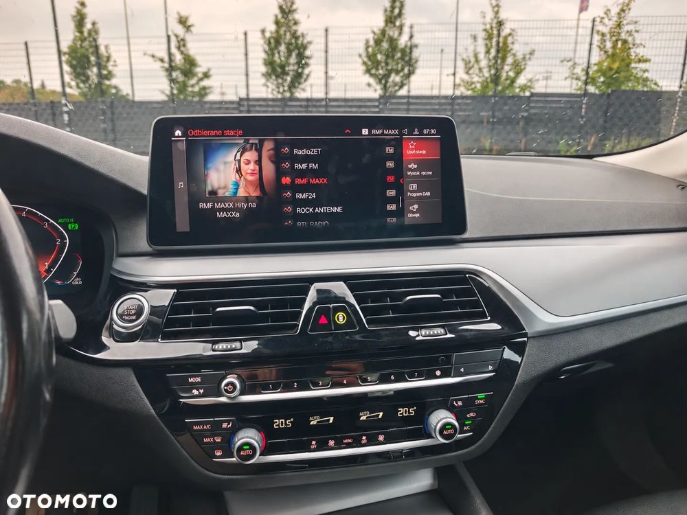 BMW Seria 5 518d - 7